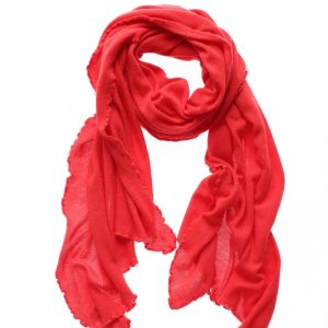 Kuscheliger Strickschal in koralle