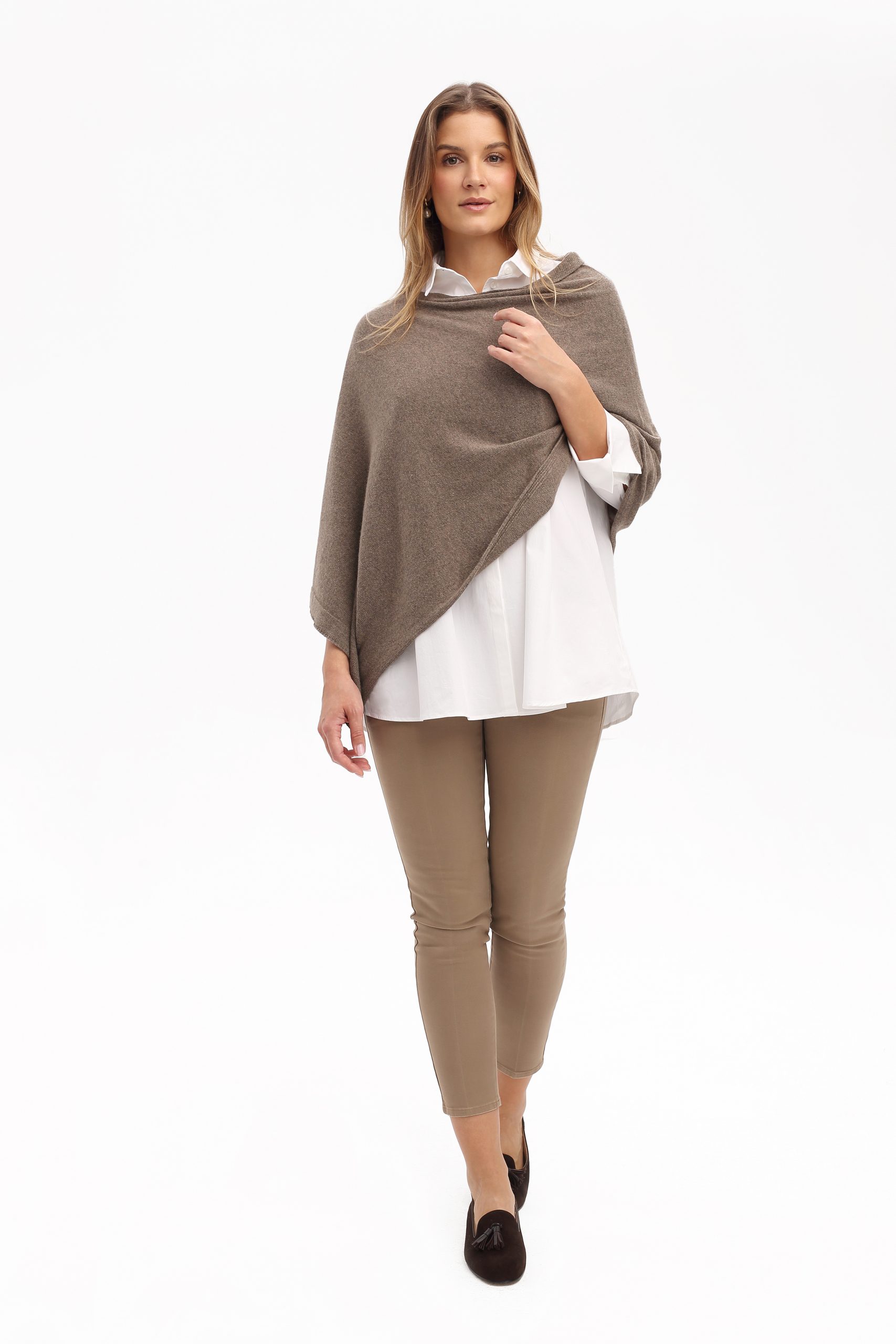 Poncho Roma fango